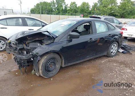 2016 Ford Focus S z USA, uszkodzony, nr VIN 1FADP3E23GL314555